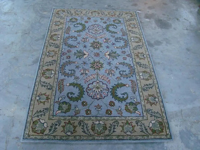 Hot Selling Traditional Black Hand Tufted Wool Area Rug Persian Floral Design Cut Pile Carpet for Living Room Bedroom Hotel Home
