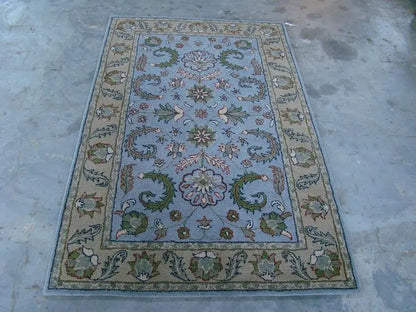 Hot Selling Traditional Black Hand Tufted Wool Area Rug Persian Floral Design Cut Pile Carpet for Living Room Bedroom Hotel Home