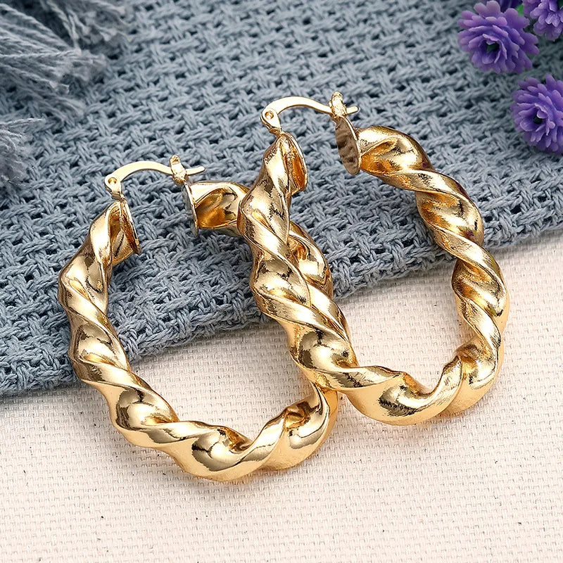 Women's Golden Hoop Earrings 18K Gold Plated Zinc Alloy Party Fashion Jewelry Large Circle Statement Accessories