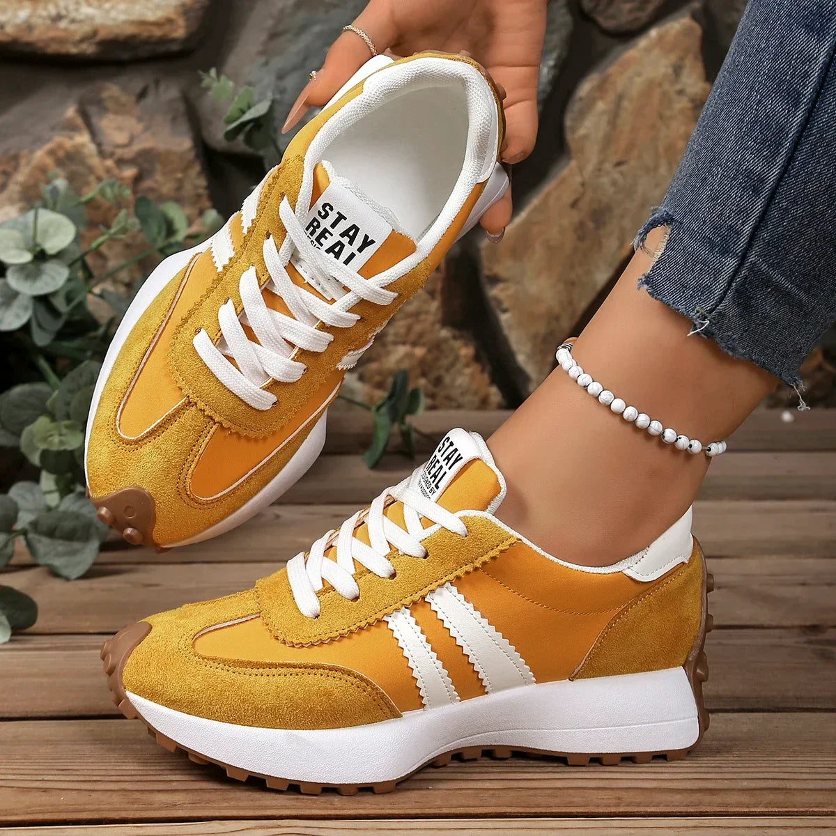 2026 Women Sneakers Spring New Luxury Flat Comfortable Slip on Soft Trend Sneakers Women Lightweight Outdoor Shoes for Women