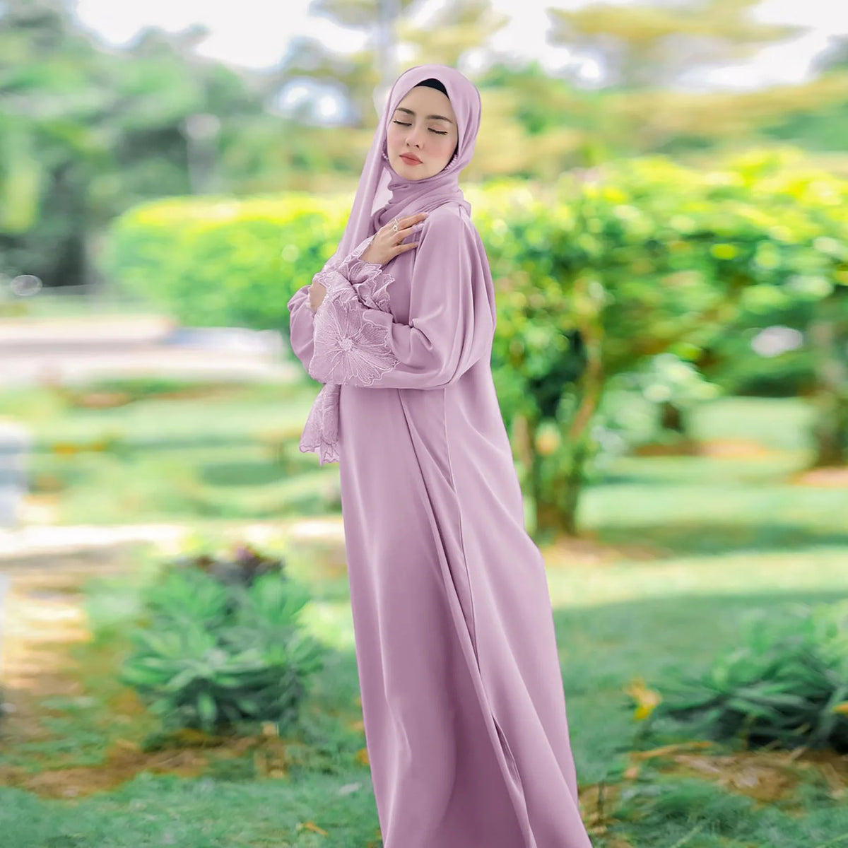 Malaysia Abaya Muslim Women Lace Embroidery Long Maxi Dress Hijab Turkish Kaftan Arab Eid Party Islamic Dubai Jalabiya Vestidos